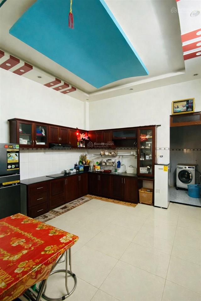 Dt 72m2, 4 tầng, giá 5,350tỷ, còn bớt, đường số 8 bình tân, hẻm 7m, không lộ giới