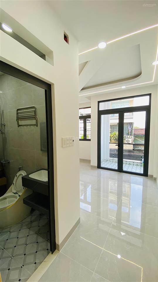 Nhà 4 tầng, mặt tiền vừa ở vừa kinh doanh ,đường mã lò, nhỉnh 5 tỷ, 48m2, 4pn,hẻm xe hơi tránh