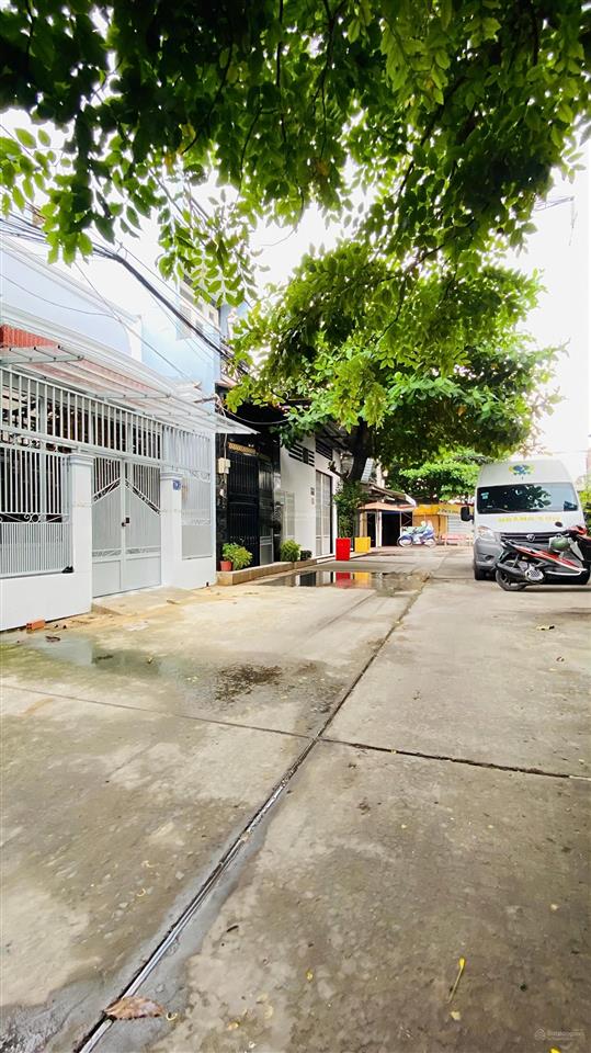 Dt 48m² giá 3,4 tỷ còn bớt, đường trước nhà 10m, ngay lê văn quới, hòa bình, thọai ngọc hầu, shr