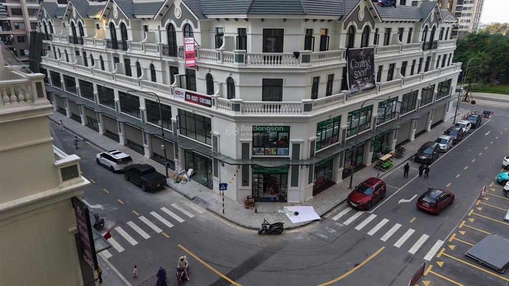 Cho thuê shophouse tmdv "sboutique"  vinhomes smart city  cơ hội vàng hiếm có!