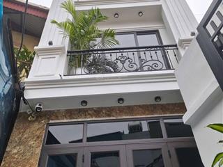 Nhà đẹp ngọc hồi 4 tầng full nội thất, lô góc 3 thoáng. giá chỉ hơn 7 tỷ