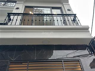 Bán nhà 4 tầng ngay cầu quán gánh. cách 200m ra qlo 1a. chỉ 4x ty