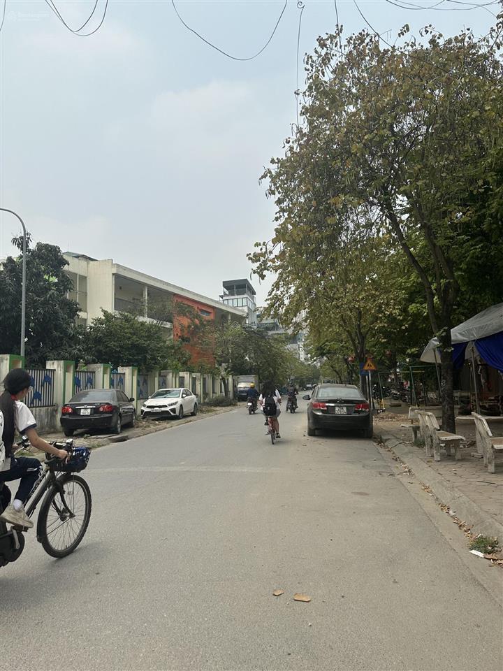 Bán nhà cổ điển a tứ hiêp. dt 50m chỉ 6.x ty