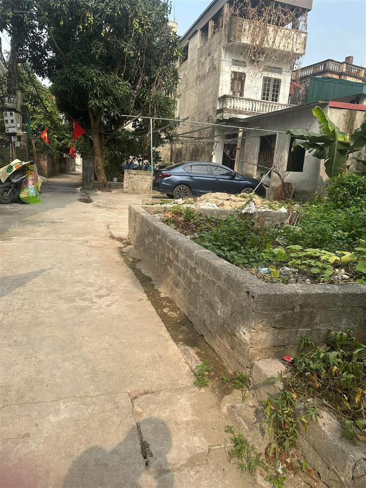 Bán gấp 75m đất sát trường học thôn 3 vạn phúc. giá chỉ hơn 4 ty