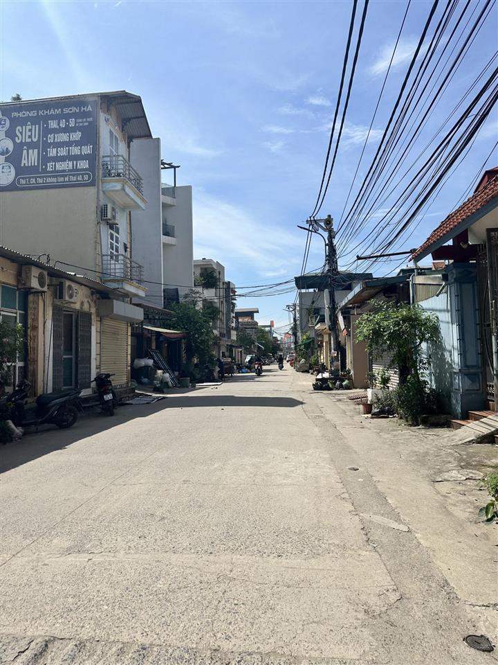 Bán nhà 2 tầng lô góc mặt đường vĩnh quỳnh kinh doanh đắc địa