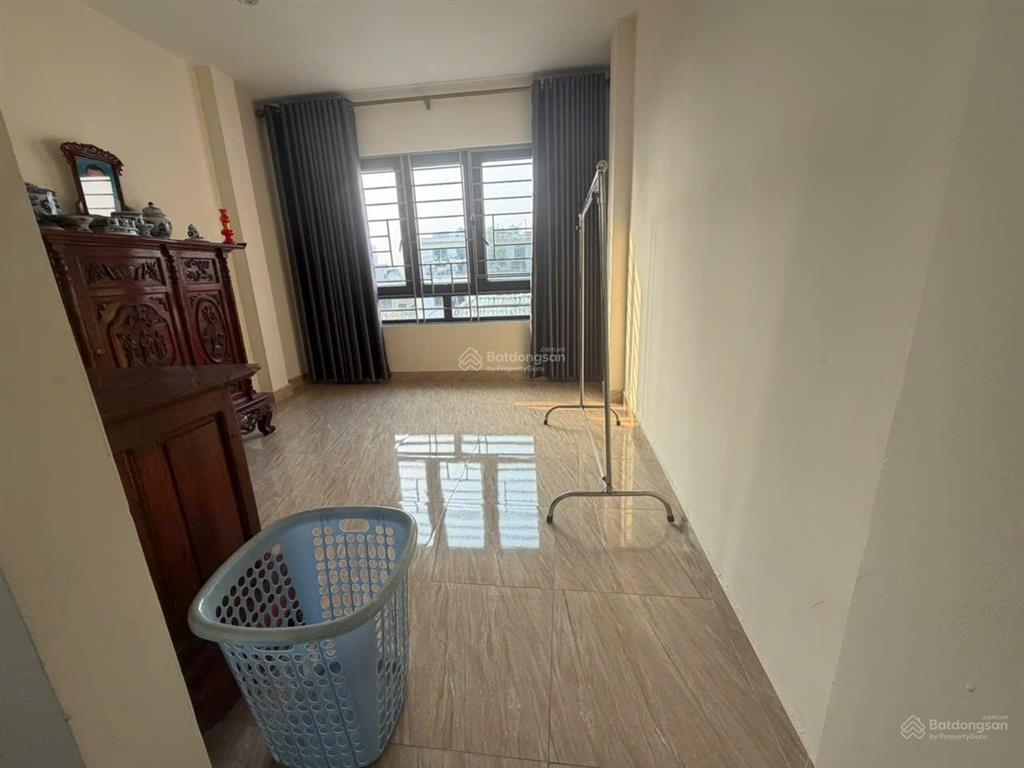 Bán nhà 5 tầng phường yên sở gần bv nội tiết. chỉ 7 tỷ