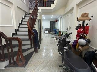 Bán nhà 5 tầng phường yên sở gần bv nội tiết. chỉ 7 tỷ