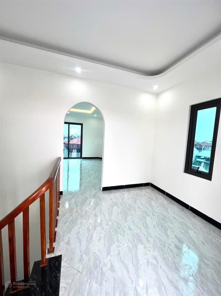 Nhà đẹp 5 tầng lô góc 56m2 quán gánh gần ql 1a