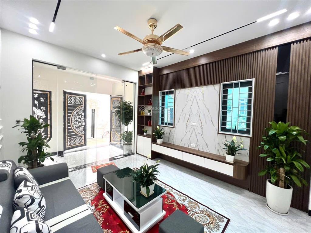 Nhà đẹp 5 tầng lô góc 56m2 quán gánh gần ql 1a
