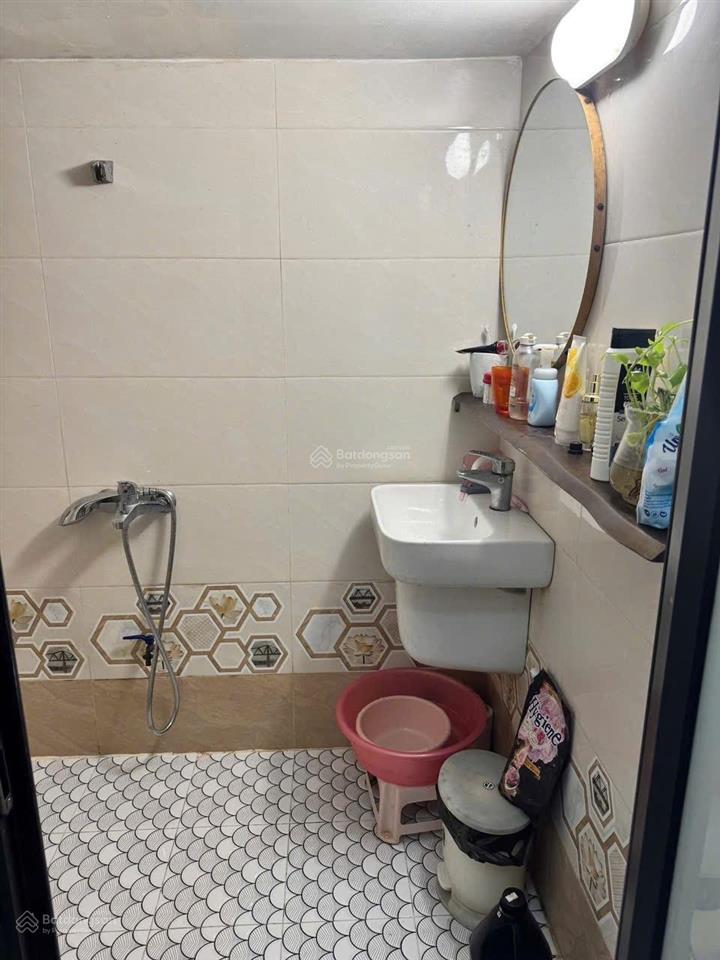 Nhà đẹp ngay trung tâm tứ hiệp 2 phòng ngủ full nội thất. chỉ 2.x tỷ