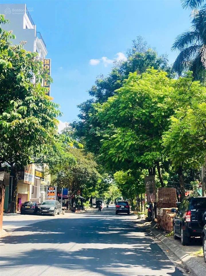 Nhà đẹp ngay trung tâm tứ hiệp 2 phòng ngủ full nội thất. chỉ 2.x tỷ