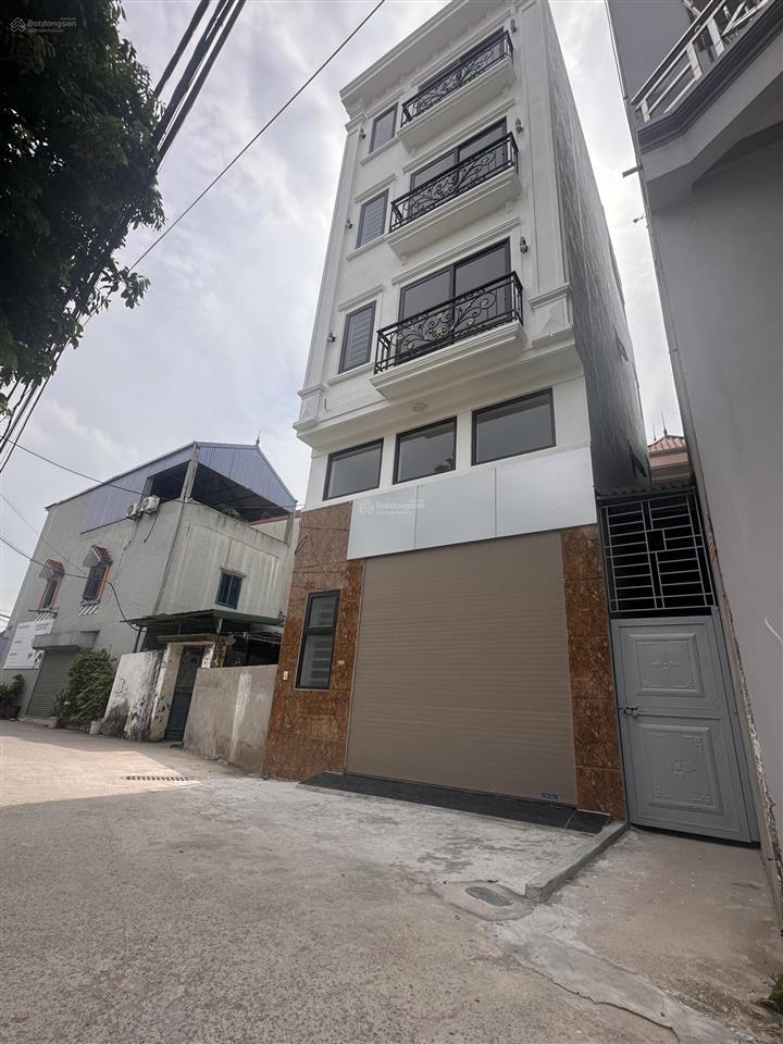 Bán nhà 5 tầng ngọc hồi ô tô 24 chỗ đỗ, đường thông. view đẹp thoáng