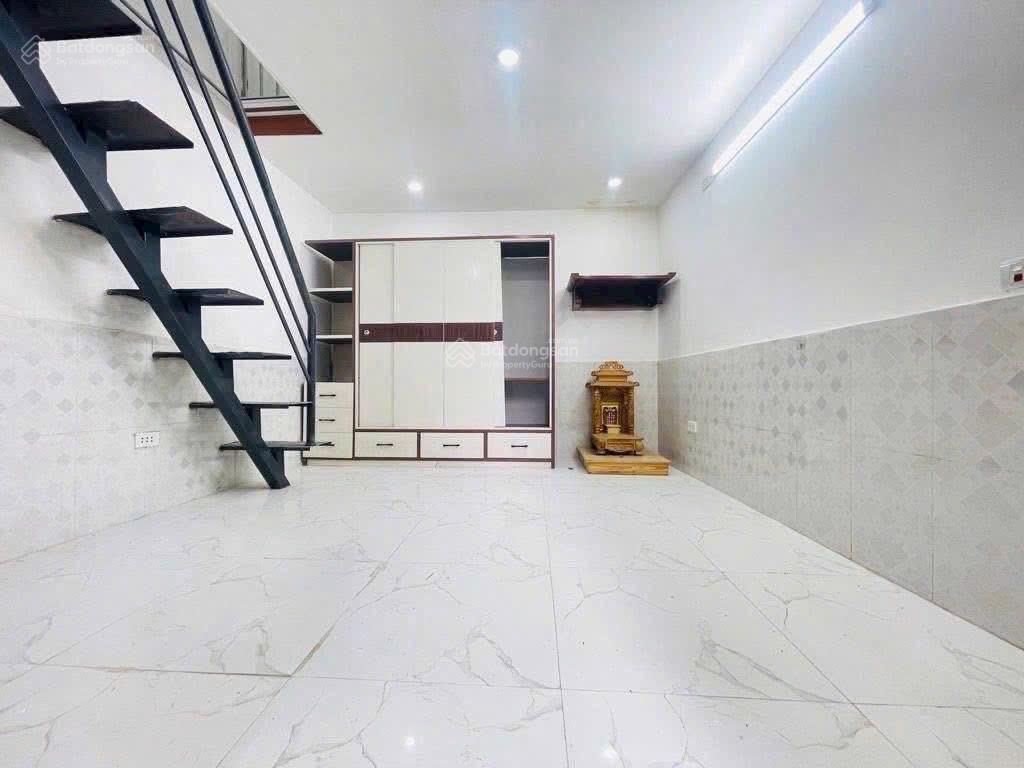 Bán nhà 2 tầng ngay phố vũ lăng. giá chỉ 2,75 tỷ
