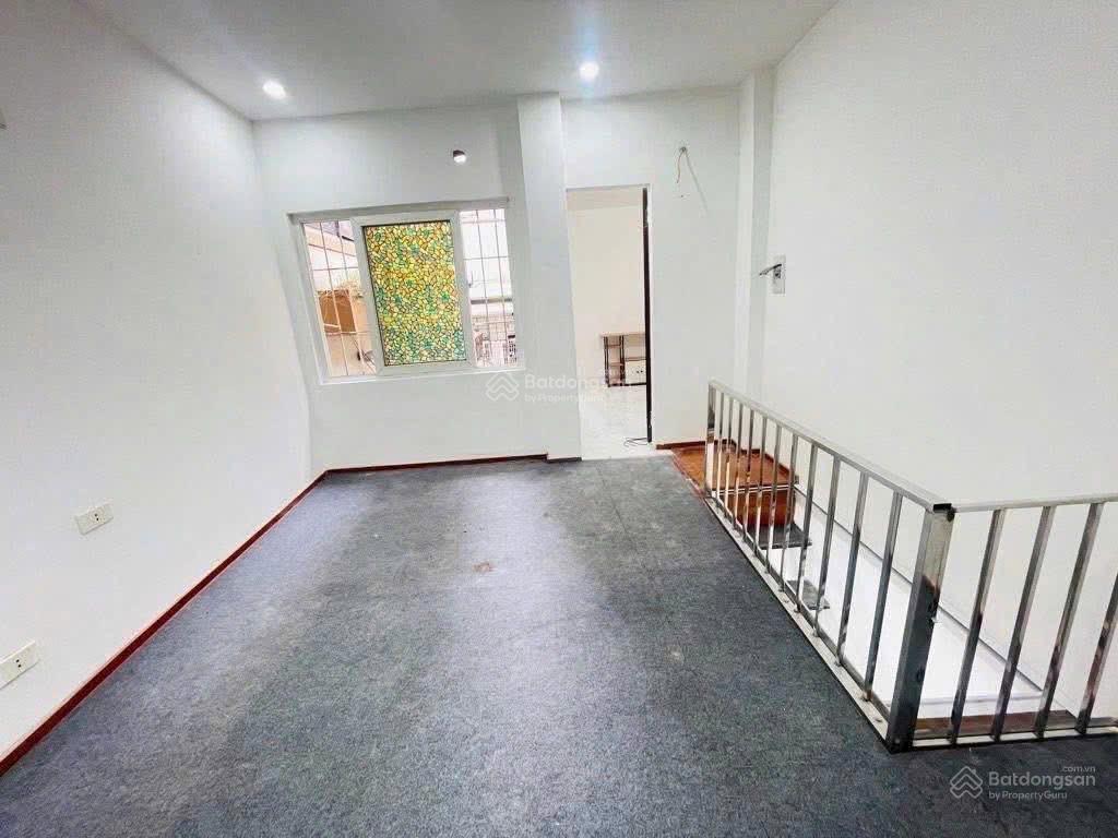 Bán nhà 2 tầng ngay phố vũ lăng. giá chỉ 2,75 tỷ