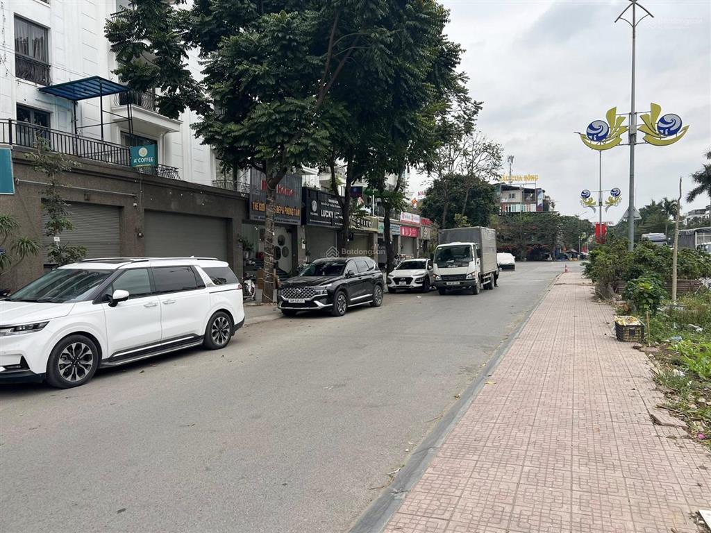 Bán shophouse lô góc 7 tầng có hầm mặt đường lê trọng tấn, kđt văn phú