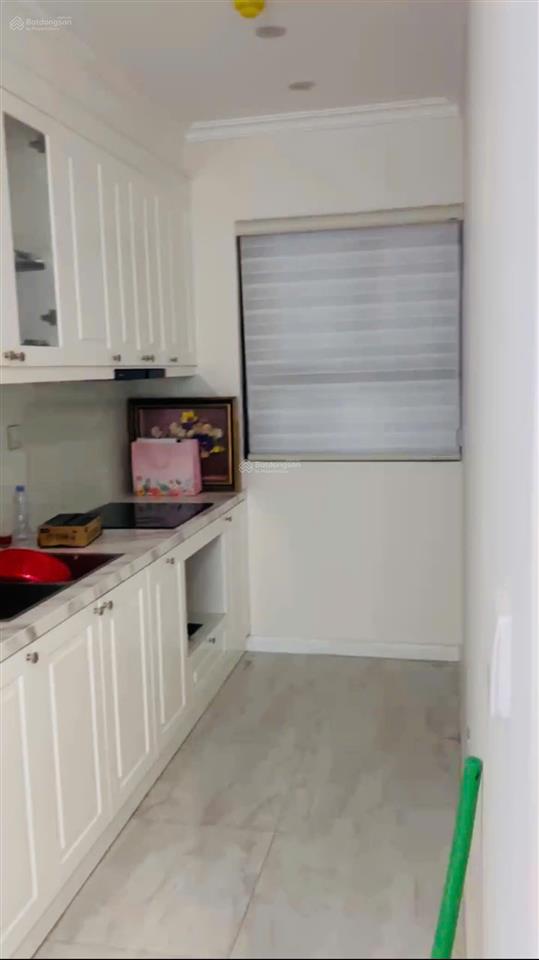 Cho thuê căn 3pn 95m²  tầng cao view thoáng  hải nam cư dân  cho thuê lâu dài 12 năm  vào luôn