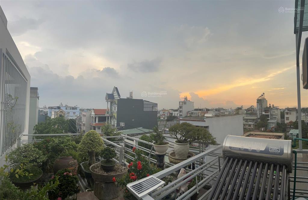 Bán nhà góc 2mt, nhà như hình, giá 7,2 tỷ, bà điểm, hóc môn