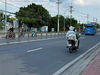 Bán nhà mặt tiền ,dt510m2. giá 9,38 tỉ, xã phú hòa. củ chi. tphcm