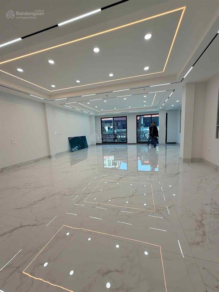 Bán tòa văn phòng kinh doanh  thông sàn mt rộng  kim đồng 98 m2, 7 tầng, giá 30 tỷ