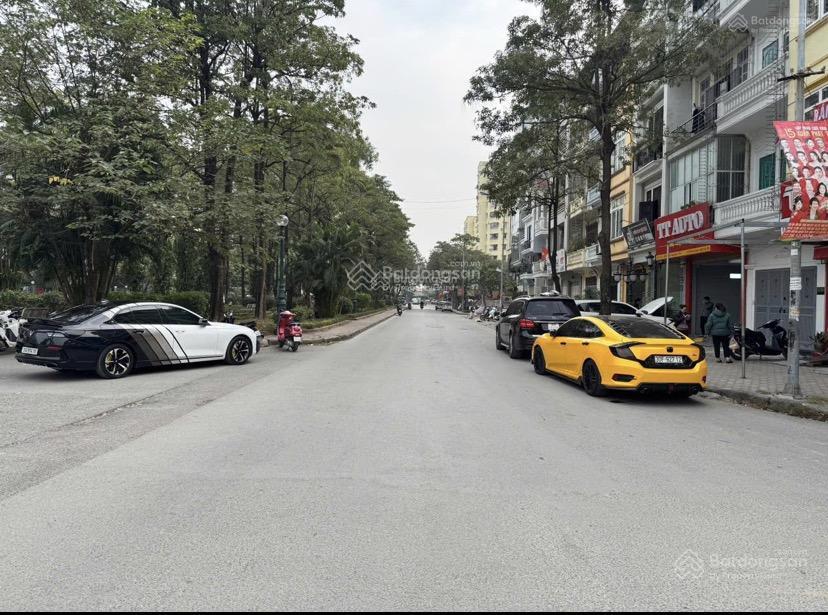 Hiếm nhà đẹp nội thất xịn ở ngay  nguyễn cảnh dị 90 m2, mt 6 m, giá 28 tỷ