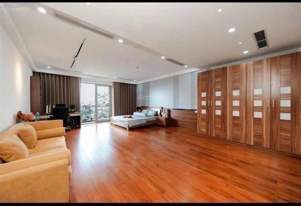 Hiếm nhà đẹp nội thất xịn ở ngay  nguyễn cảnh dị 90 m2, mt 6 m, giá 28 tỷ