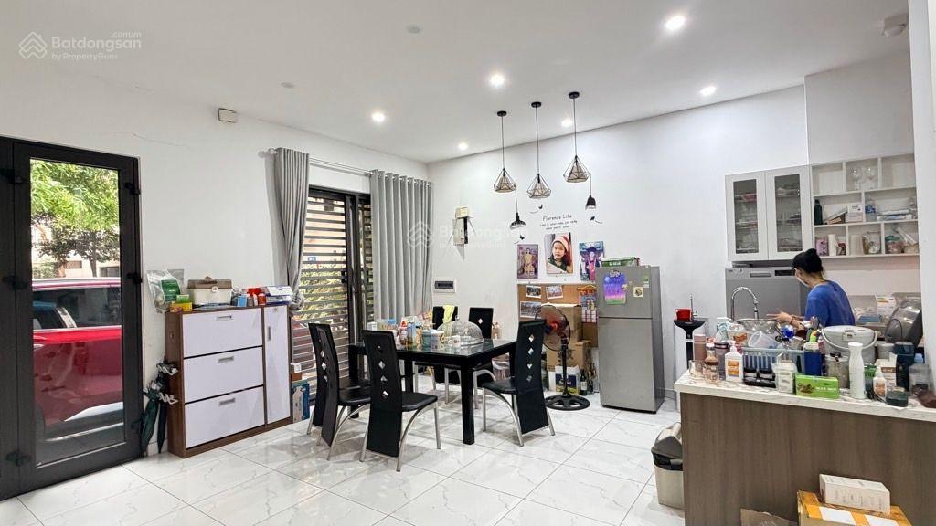 Bán nhà phân vỉa hè ô tô xếp hàng khu đô thị  định công 85 m , giá 30 tỷ