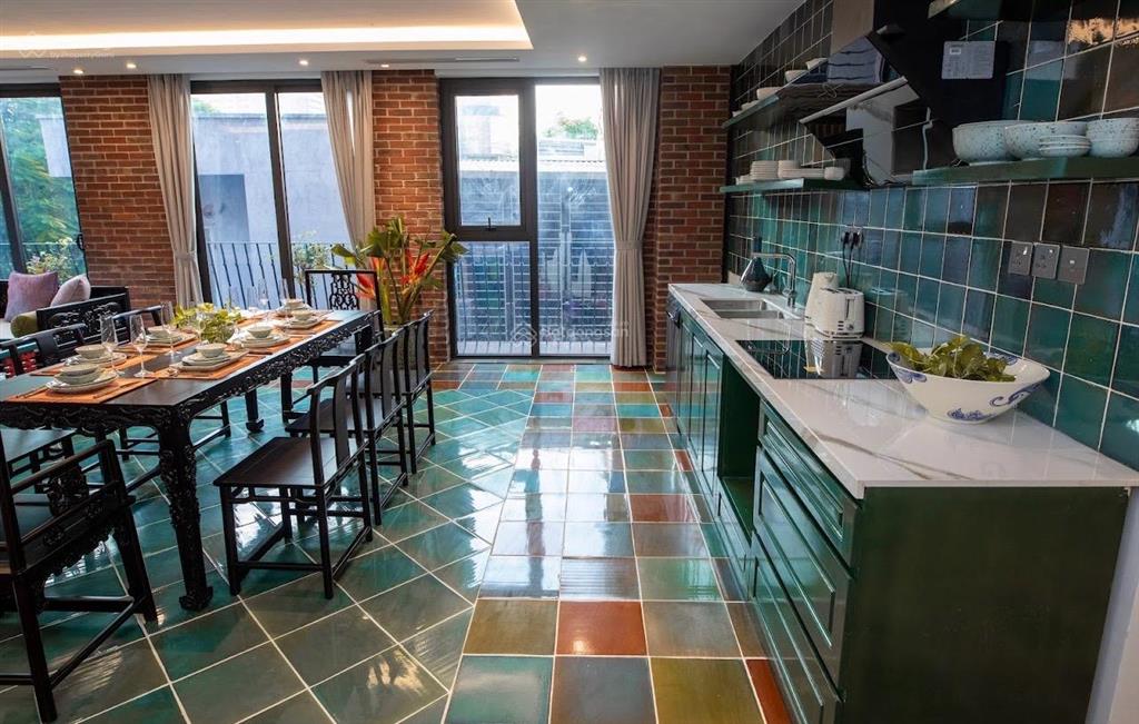 Miễn tiếp môi giới, cần bán gấp biệt thự phố vọng 160m2, mt 13 m giá 60 tỷ