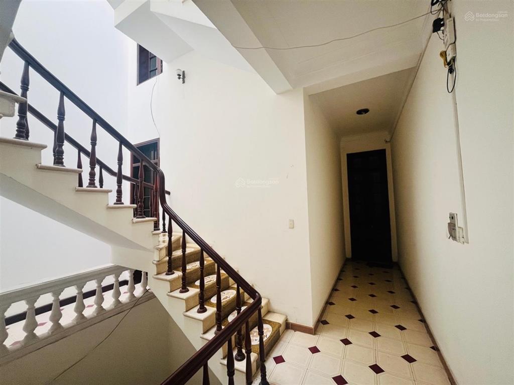 Nhà đẹp căn góc 2 mặt thoáng giá đầu tư  tạ quang bửu 80 m2 giá 20 tỷ