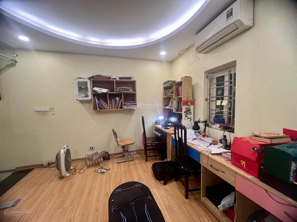 Siêu hiếm sát mặt phố thoáng mát dân xây 2 mặt thoáng  đầu tư  kim đồng 75 m2, giá 13 tỷ