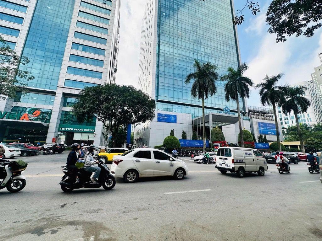 Vip hiếm nhất cầu giấy, vỉa hè 20m, mặt phố kinh doanh sầm uất  duy tân, 65m2, giá 52 tỷ
