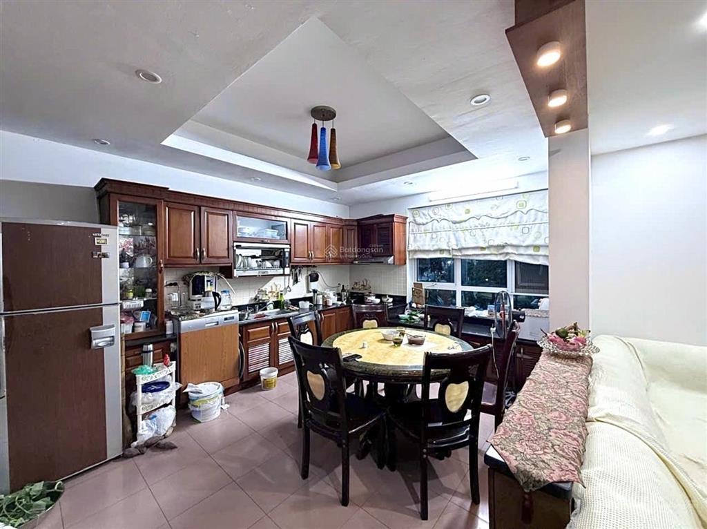 Cực nóng nhà đất phân lô vỉa hè kinh doanh mặt tiền 10 m, vũ lăng 160 m2, giá 32 tỷ