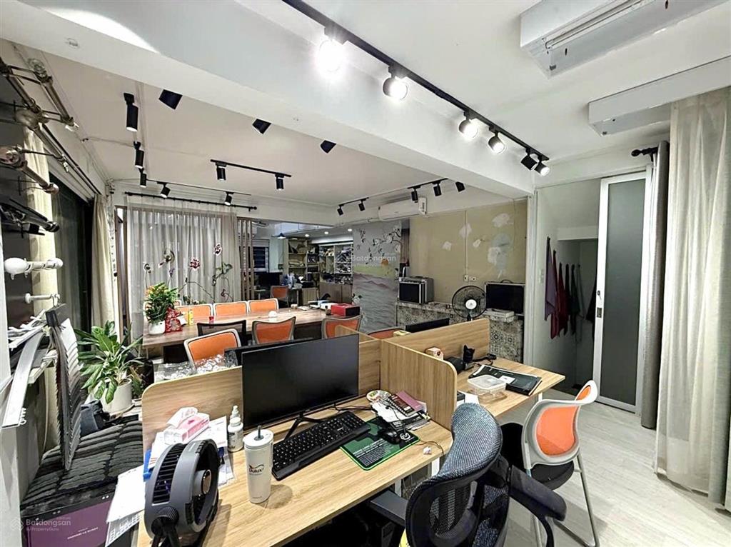 Cực nóng nhà đất phân lô vỉa hè kinh doanh mặt tiền 10 m, vũ lăng 160 m2, giá 32 tỷ