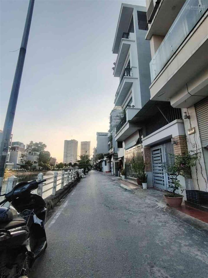Chính chủ cần bán gấp ô tô vào nhà giáp bát  kim đồng 126m2, mt 7m, giá 19 tỷ