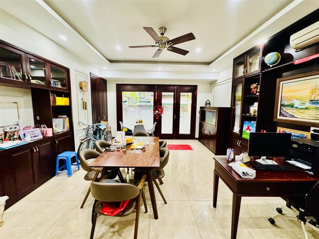 Bán gấp nhà đẹp vỉa hè rộng  kđt định công 80 m, giá 30 tỷ