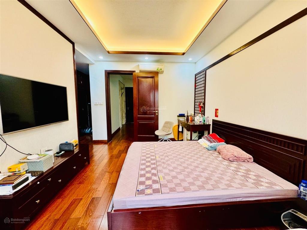 Bán gấp nhà đẹp vỉa hè rộng  kđt định công 80 m, giá 30 tỷ
