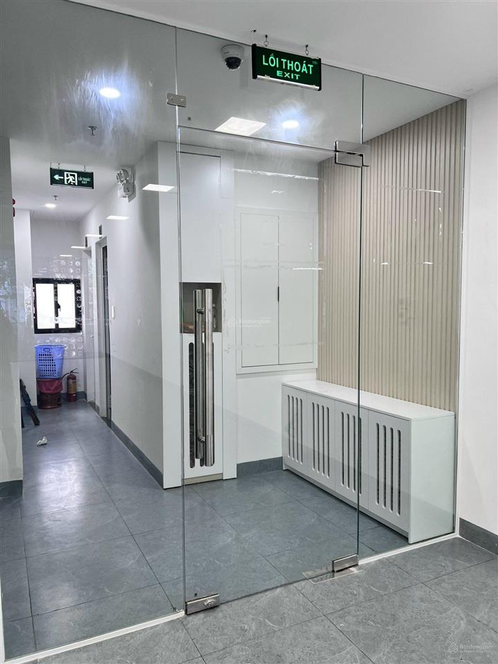 Tòa văn phòng 7 tầng đường trần hưng đạo. ngay cầu rồng. đang cho thuê 80 triệu/tháng. cực đẹp