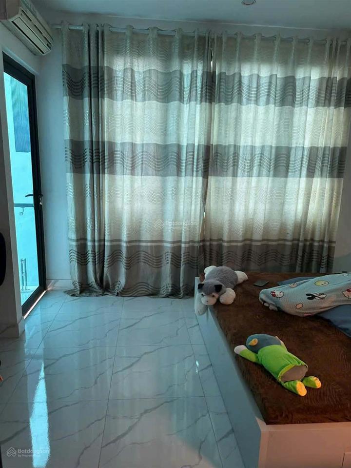 Bán gấp nhà 4 tầng lô goc mới xây tại mai lâm, đông anh. công năng 4 phòng ngủ, 1km sang long biên.