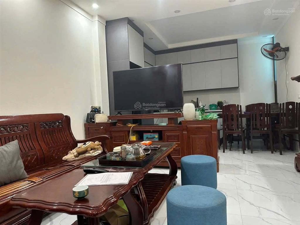 Bán gấp nhà 4 tầng lô goc mới xây tại mai lâm, đông anh. công năng 4 phòng ngủ, 1km sang long biên.