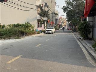 Bán nhà 5 tầng tiên dương đông anh ngõ thông oto cách 3 nhà ra bìa làng 3,5km tới cầu nhật tân.