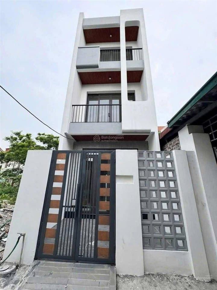 3,95 tỉ nhà 3 tầng mới tại bắc hồng đông anh, sàn 50,9m2 sân trước sau cực thoáng. sẵn sổ