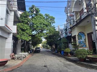 Bán nhà dĩ an hxh 10m nguyễn thị minh khai, đất 64.5m2, 2 tầng, 3pn, gần chợ dĩ an, 3.5 tỷ