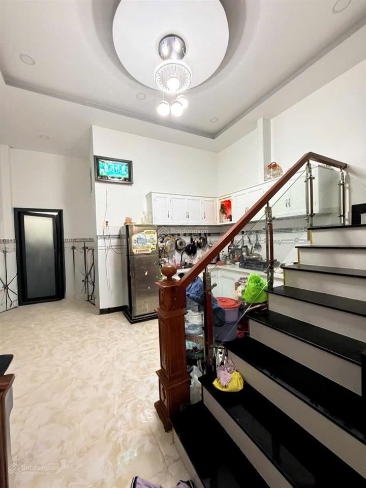 81m2, bán nhà 2 tầng, 4pn, hẻm thông 3m, phạm văn chiêu, p14, gò vấp, 5 tỷ hơn (gần cv làng hoa)