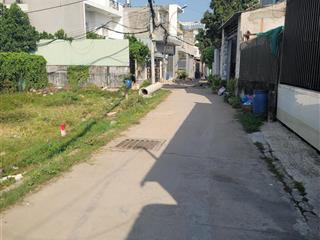 Đất ngày trung tâm hành chính bình chánh nền mặt 2mt  137,5m  50m2  thổ  87.5m2 vườn giá 2.4tỷ