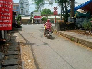 Nhà cần bán ngay95.1m 2.5 tỷchợ đệm nguyễn hữu trí bình chánh