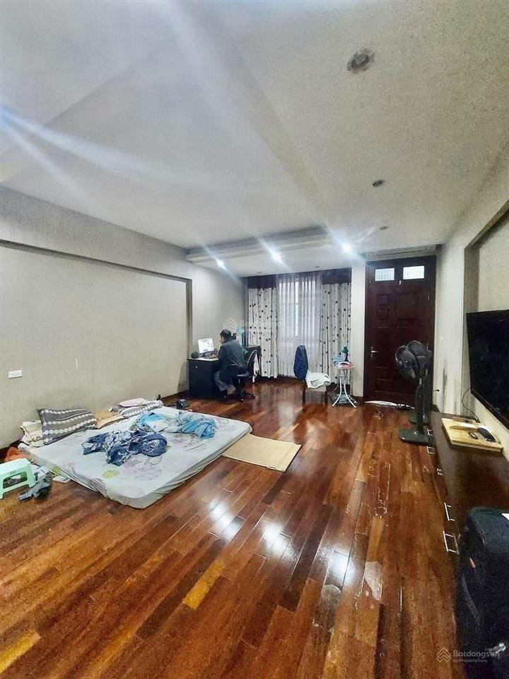 Bán nhà khu phân lô đầm trấu. dt 120m2 x 4 tầng.thang máy mt 5m. giá 25 tỷ