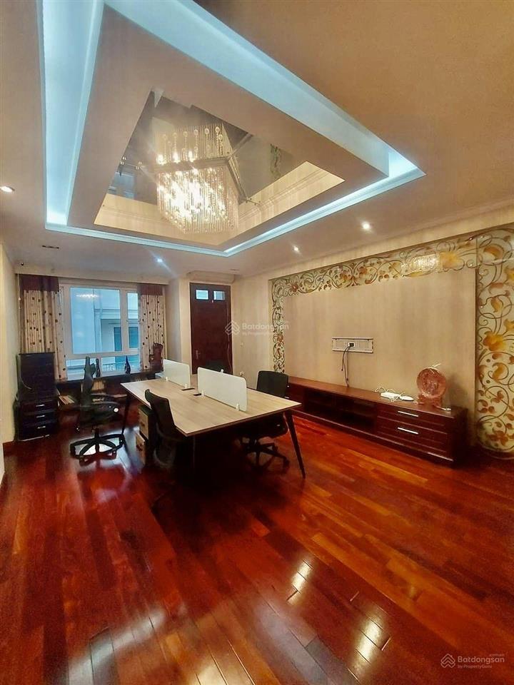 Bán nhà khu phân lô đầm trấu. dt 120m2 x 4 tầng.thang máy mt 5m. giá 25 tỷ