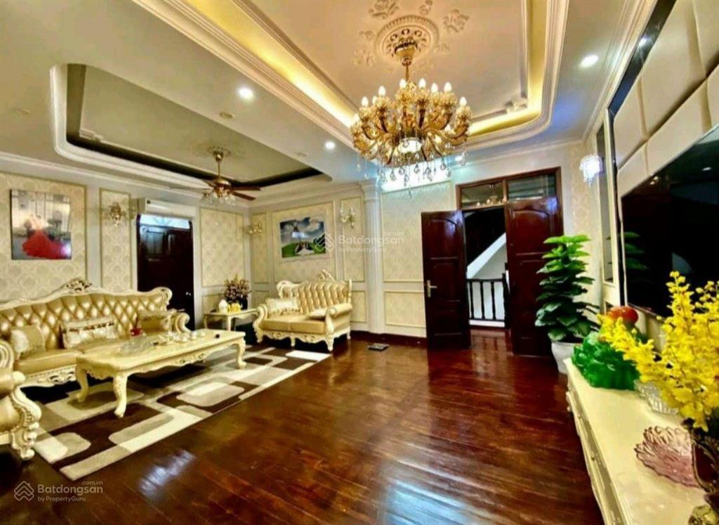 Bán nhà mặt phố quảng khánh. wieu hồ tây. lô góc. dt,330m x 6 tầng thang máy. mt,13m. giá, 410 tỷ