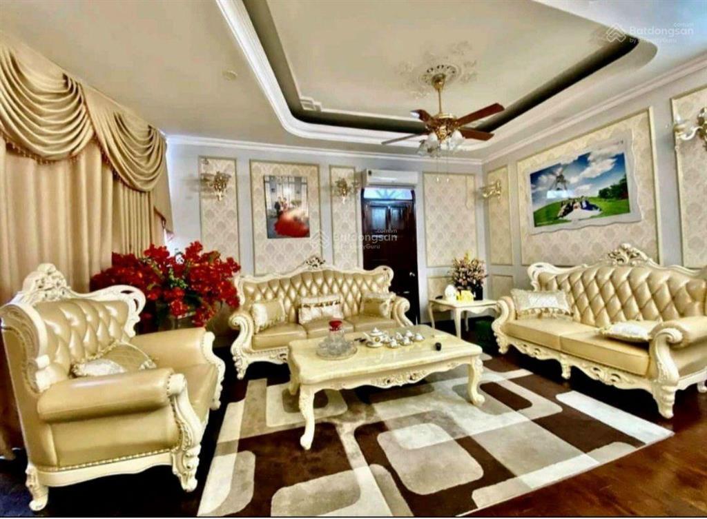 Bán nhà mặt phố quảng khánh. wieu hồ tây. lô góc. dt,330m x 6 tầng thang máy. mt,13m. giá, 410 tỷ