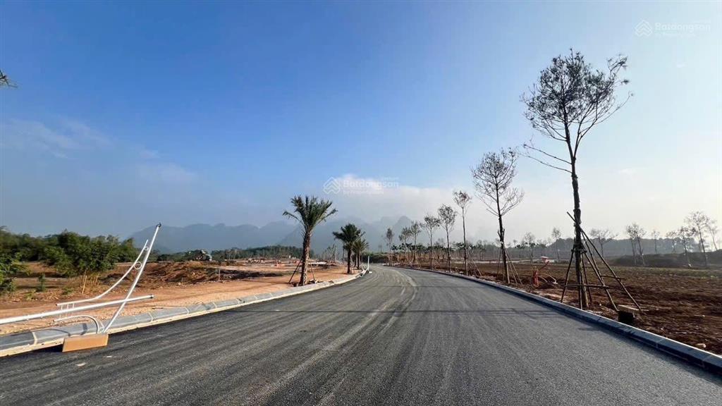 Giờ tìm biệt thự 5 tỉ mặt hướng hồ lưng tựa núi sổ đỏ đứng tên tại hòa bình thì có cái nịt?