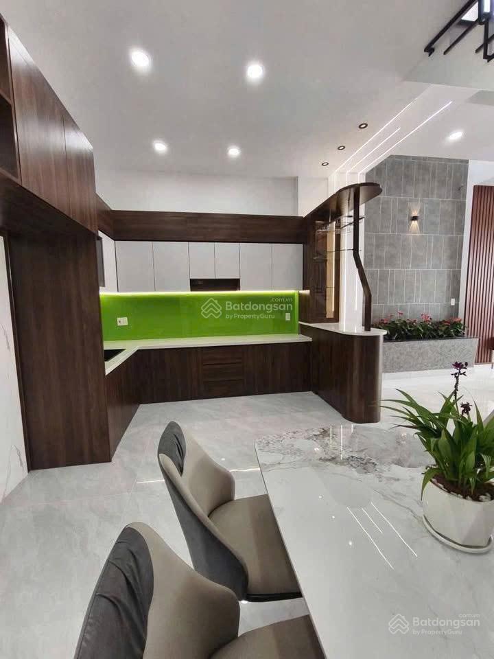 Bán nhà 6x20m, giá 790 triệu ngay quốc lộ 50, tp hcm